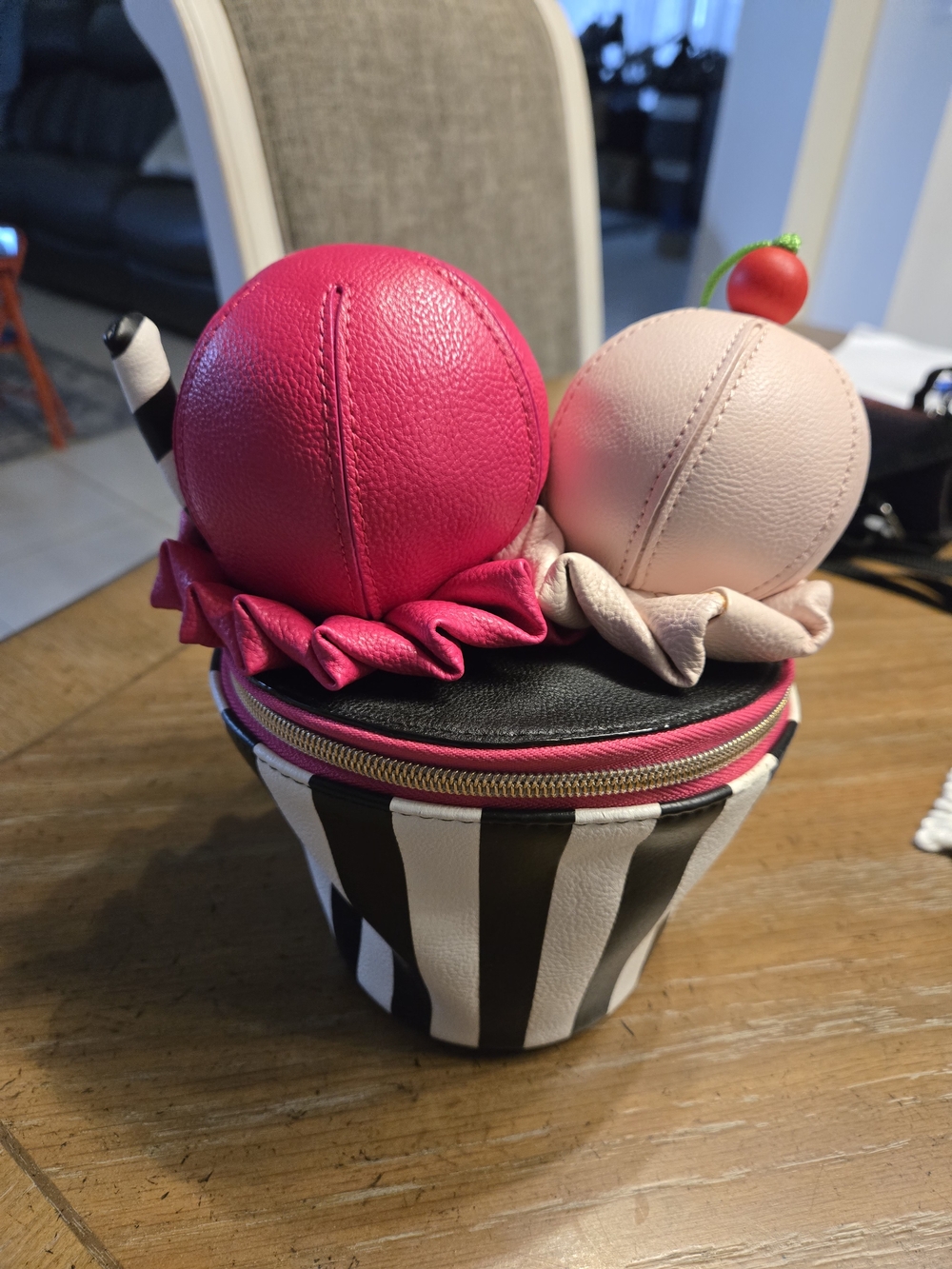 Betsey Johnson Ice Cream Sundae Cup Purse Pink and Scoops Wristlet